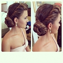 fryzury damskie upięcia