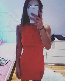 Sprzedam, nowa, cena 75 zł

zapraszam kontakt@thestuff.pl