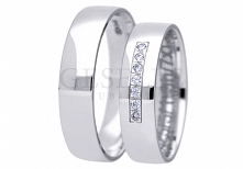 Klasyczna para obrączek ślubnych z białego złota z rzędem lśniących cyrkonii Swarovski ELEMENTS - kolekcja True Love - GRAWER W PREZENCIE - GESELLE Jubiler