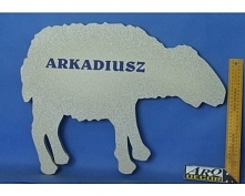 Baranek z imieniem dla dzieci przystępujących do Pierwszej Komunii.