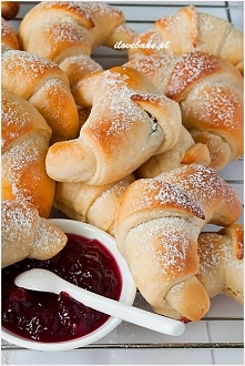 Rogaliki z marmoladą ilovebake.pl