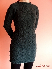 Gruba, wełniana kiecka