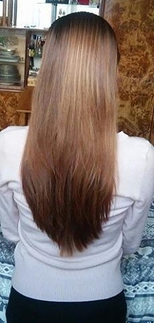 2 tygodnie po hennowaniu.Tragiczny kolor :(
Bio-Henna Orientana orzech laskowy