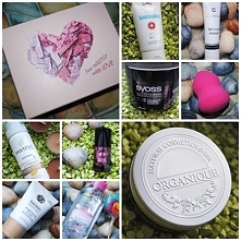 ' na blogu pojawił się post dotyczący dwóch tegorocznych pudełek BeGlossy :) zapraszam do dzielenia się opiniami i odwiedzin bloga -> thsummerbody.blogspot.com