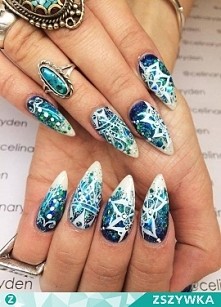 Booskie przez duze B.