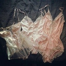 Delikatne i subtelne .