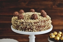 * Tort Ferrero Rocher *