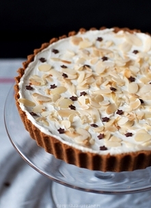 * Świąteczna Korzenna Tarta z Prażonymi Migdałami *