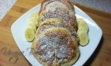 Racuchy z Bananami – Placki z Bananami od mojej babci dostawałam podobne w rączkę i dalej biegłam sie bawić z dzieciakami bo nie było czasu na to zeby jejść w domu:)