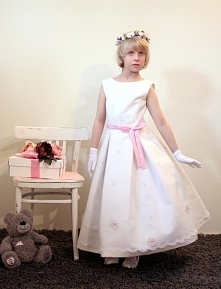 Komunijna dama :D
proj. Agnieszka Ciszewska
fot. Justyna Robak
mod. Julia