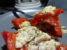 Pieczona papryka z fetą ( odtłuszczoną ;) )
