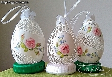 ażurowe dekoracje z gęsich wydmuszek