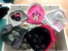 czapeczki dziecięce 15-17 zł. Zapraszam na FB "butik loretta" 