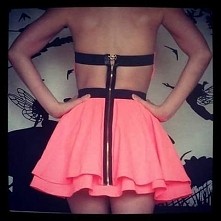 Poszukuje tej sukienki. Pomożecie.?  :)