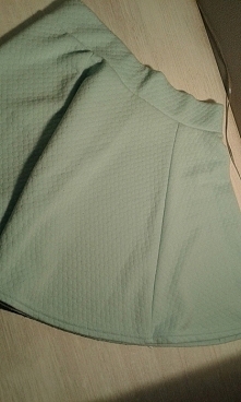 Sprzedam miętową rozkloszowaną spódniczkę! ; )
więcej informacji po kliknięciu w zdjęcie