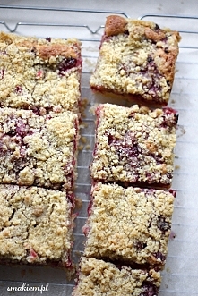 Ciasto z porzeczkami i kruszonką