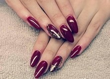 Nails - bordo i złoto
