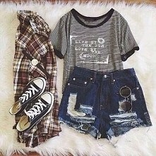 kto lubi koszule w kratę? ja uwielbiam <3