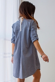 Granatowa sukienka w kratkę z wstążką