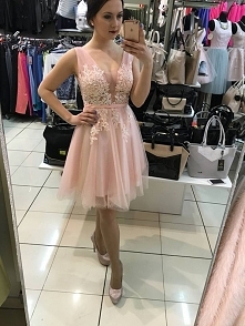 pink dress