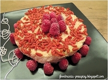 KOKOSOWY JAGIELNIK Z GALARETKĄ I JAGODAMI GOJI