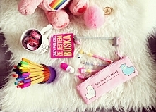 Konkurs do wygrania pluszowa kosmetyczka, kalendarz, zawieszka! 
wystarczy podać swojego maila w aplikacji GiveWay na moim blog! :) klik na zdj aby przejsc na bloga