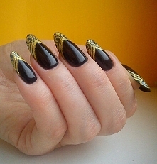 czarno złote paznokcie