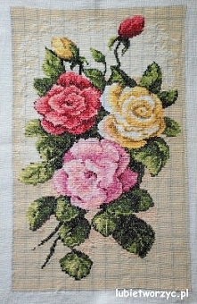 Róże - haft krzyżykowy