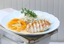 Kurczak w sosie brzoskwiniowym