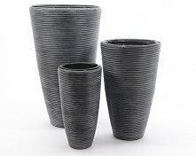 Ciemnoszare donice z wkładem