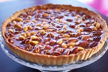 Tarta karmelowo-orzechowa