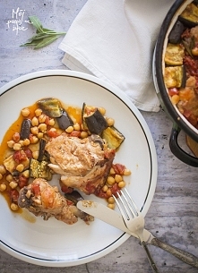 Casserole z kurczaka, pomidorów i bakłażana