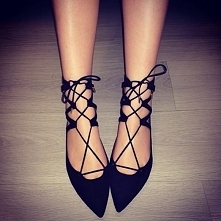 Wiązane baleriny
Ktokolwiek...