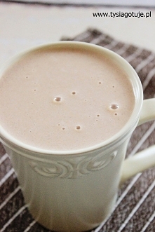 jaglany koktajl: ugotowana kasza jaglana, mleko roślinne, kakao rozpuszczalne, miód :)