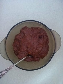 Na śniadanko był dzisiaj kolejny budyń domowej roboty, tym razem czekoladowo-orzechowy ;)