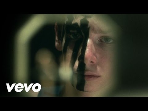Fall Out Boy - American Beauty/American Psycho