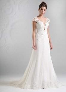 Prosta suknia ślubna