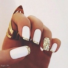 nails