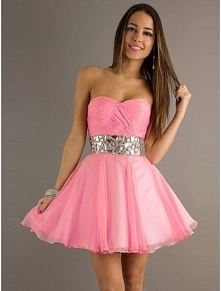 Różowa sukieneczka :)