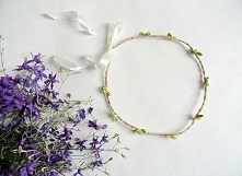 Taki wianek to piękny dodatek na wszelkie sesje zdjęciowe <3 Udowodniła to Ania, poprosiła mnie o zrobienie takiej piękności na jej ślubną sesję zdjęciową w plenerze :) Kto c...