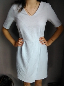 Błękity to dziś hity! Sprzedam sukienkę, już za 35zł! Zapraszam do mojego profilu na vinted-link w opisie. Wszystko na sprzedaż! :)