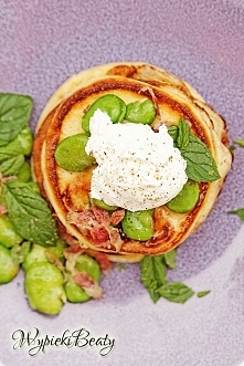 Placki twarogowe z bobem