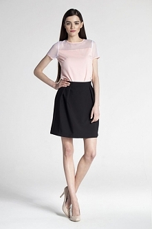 Czarna spódnica z zakładkami