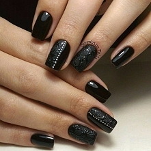 black mani