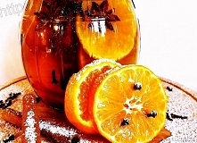 Świąteczny likier mandarynkowy

Składniki

200 ml wódki 45%
5 mandarynek
6 goździków
laska kory cynamonowej ( osobiście dałam 2 )
3 gwiazdki anyżu
1/2 szklanki cukru trzcinowego...