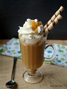 Shake kawowy z karmelem i mlekiem sojowym
/kliknij w zdjęcie/