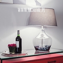 szklan lampa z szarym abażurem