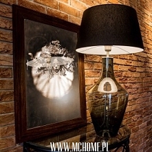 szklana lampa