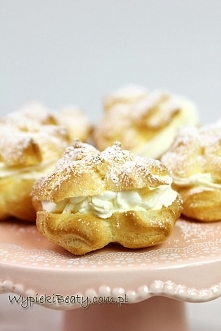Eklerki i ptysie ze śmietaną kremówką - Wypieki Beaty