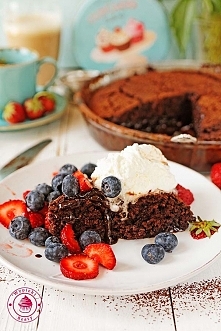 Ciasto czekoladowe z sosem - Wypieki Beaty